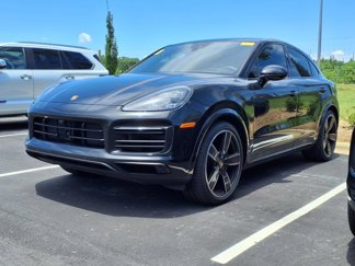 Used 2023 Porsche Cayenne Coupe image 1
