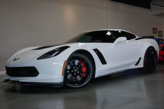Used 2015 Chevrolet Corvette Z06 w/ Z07 Performance Package image 1