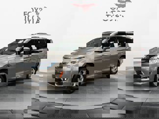 Used 2018 Chrysler Pacifica Touring-L image 1