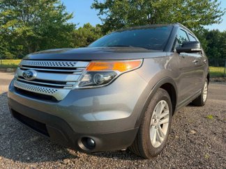 Used 2013 Ford Explorer XLT image 1