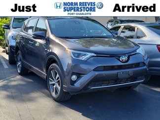 Used 2017 Toyota RAV4 XLE image 1