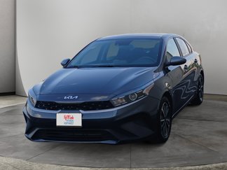 Used 2023 Kia Forte LXS image 1