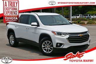 Used 2020 Chevrolet Traverse LT image 1