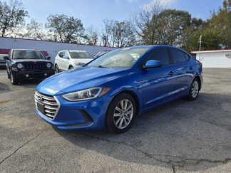 Used 2017 Hyundai Elantra SE w/ Cargo Package image 1