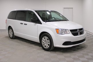 Used 2019 Dodge Grand Caravan SE w/ UConnect Hands-Free Group video 1