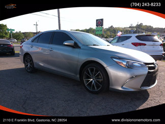 Used 2015 Toyota Camry XSE image 1
