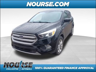 Used 2017 Ford Escape SE image 1