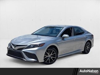 Used 2023 Toyota Camry SE image 1