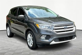 Used 2019 Ford Escape SE image 1