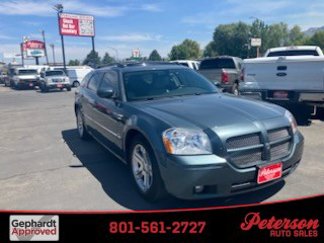 Used 2005 Dodge Magnum R/T image 1