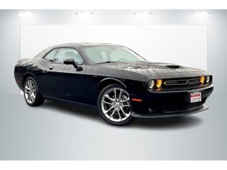 Used 2022 Dodge Challenger GT image 1