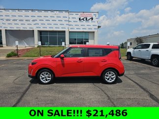 New 2025 Kia Soul LX w/ LX Technology Package image 1