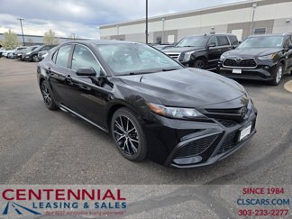 Used 2022 Toyota Camry SE image 1