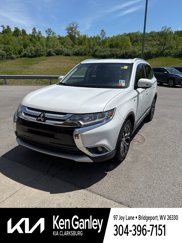 Used 2017 Mitsubishi Outlander GT image 1
