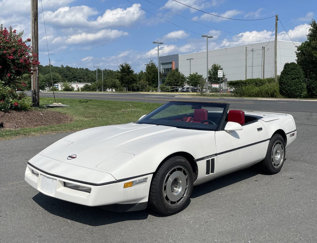 Used 1987 Chevrolet Corvette Convertible image 1
