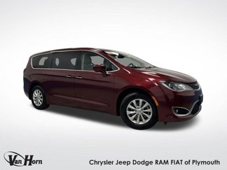 Certified 2019 Chrysler Pacifica Touring Plus w/ Cold Weather Group video 1