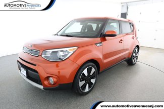 Used 2019 Kia Soul + image 1