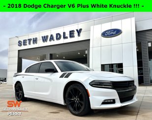 Used 2018 Dodge Charger SXT Plus w/ Blacktop Package image 1