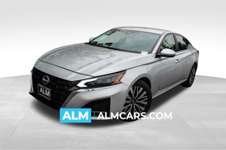 Used 2023 Nissan Altima 2.5 SV image 1