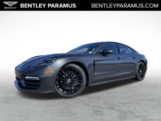 Used 2021 Porsche Panamera GTS image 1