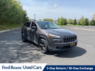 Used 2018 Jeep Cherokee Latitude w/ Altitude Package image 1