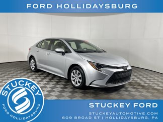 Used 2022 Toyota Corolla LE image 1