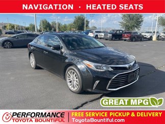 Used 2017 Toyota Avalon Limited image 1
