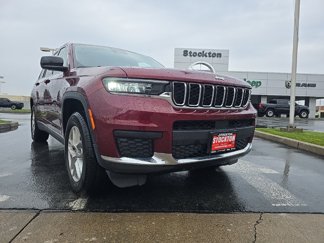 Used 2023 Jeep Grand Cherokee L Laredo image 1