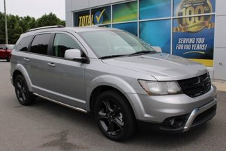 Used 2019 Dodge Journey Crossroad image 1