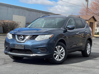 Used 2015 Nissan Rogue SV image 1