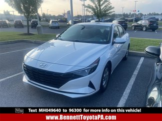 Used 2021 Hyundai Elantra SE image 1