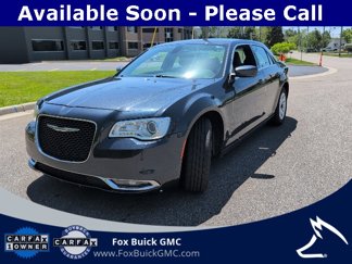 Used 2016 Chrysler 300 Limited w/ Driver Convenience Group image 1