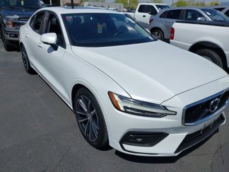 Used 2021 Volvo S60 T5 Momentum w/ Climate Package image 1