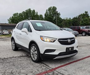 Used 2020 Buick Encore Preferred image 1