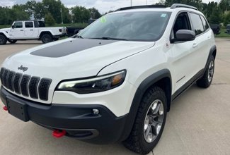 Used 2019 Jeep Cherokee Trailhawk w/ Comfort/Convenience Group image 1