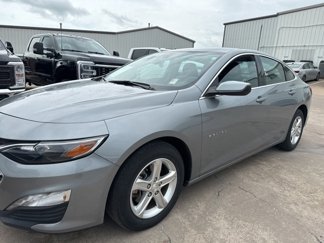 Used 2023 Chevrolet Malibu LT image 1