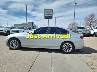 Used 2017 BMW 320i Sedan image 1