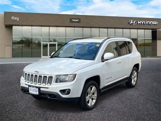 Used 2016 Jeep Compass Latitude w/ Sun/Sound Group image 1