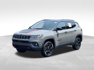 Used 2023 Jeep Compass Trailhawk image 1