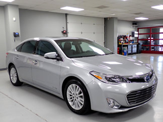 Used 2015 Toyota Avalon Limited image 1