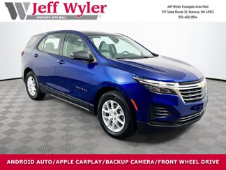 Used 2022 Chevrolet Equinox LS image 1