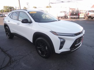 Used 2025 Chevrolet Trax ACTIV w/ Driver Confidence Package image 1
