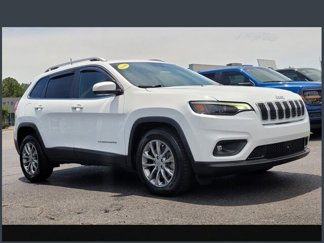 Used 2021 Jeep Cherokee Latitude Plus image 1