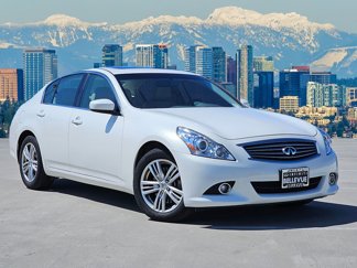 Used 2013 INFINITI G37 x w/ Interior Accent Pkg image 1