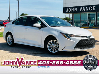 Used 2022 Toyota Corolla LE image 1