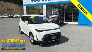 Used 2023 Kia Soul LX w/ Option Group 015 video 1