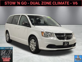 Used 2018 Dodge Grand Caravan SE w/ UConnect Hands-Free Group image 1
