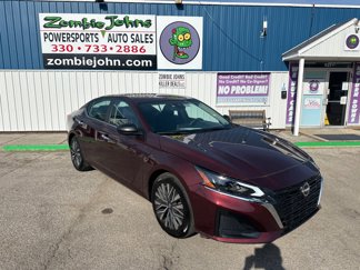 Used 2024 Nissan Altima 2.5 SV image 1