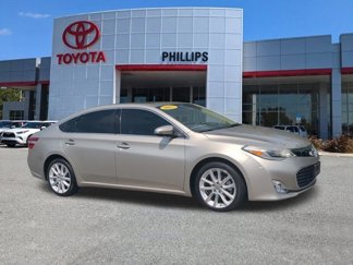 Used 2015 Toyota Avalon Limited image 1
