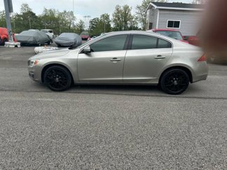 Used 2016 Volvo S60 T5 Premier w/ Convenience Package image 1